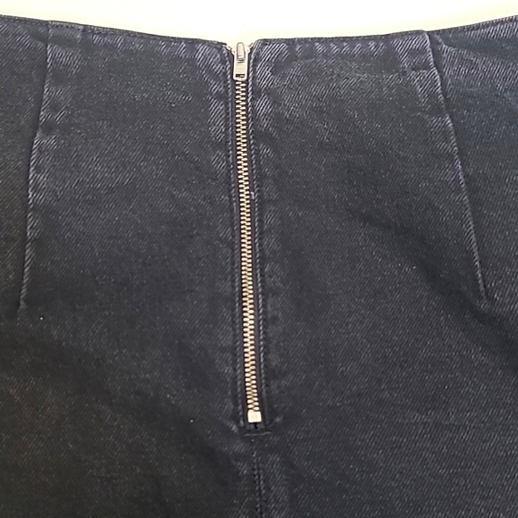 TOPSHOP Floral Embroidered Jean Skirt - Picture 7 of 7